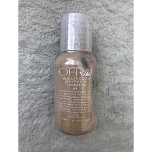 OFRA ABSOLUTE SILK PEPTIDE FOUNDATION- COLOR 01